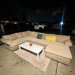 3 Piece Sectional Couch 