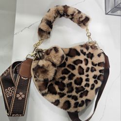 Cheetah Fluffy Cross Body Purse. $5