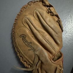 baseball glove