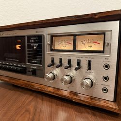 TEAC A-601R Stereo Cassette Deck Excellent NEW Belts 