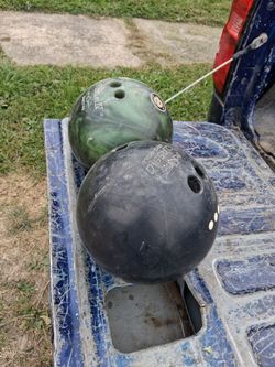 Bowiling ball