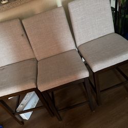 3 Bar Stools New/used