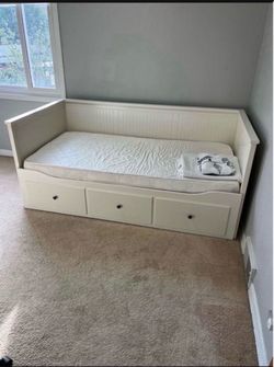 Twin bed