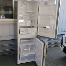 Fridge With Freezer For Sale