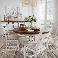 Valebeck Round Dining Table With Chairs