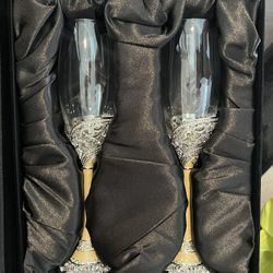 Wedding Glass And Knife Set 