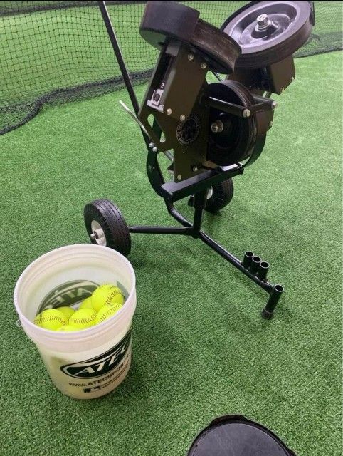 Atec M3X Softball Pitching Machine