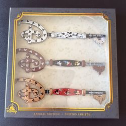 Disney Mickey Special Edition Key Set