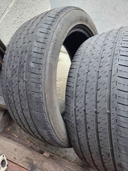 235/40R18 tires used.