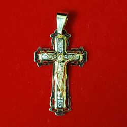 10kt Gold Cross Pendant 
