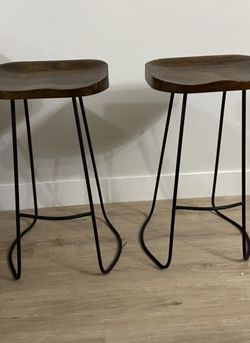WOOD METAL BARSTOOLS