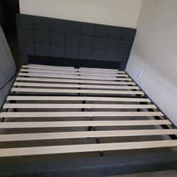 Blackstone Upholstered King Bed