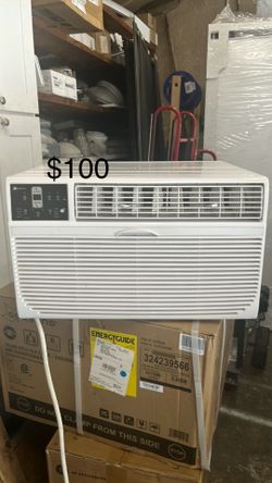 A/C unit in wall seasons