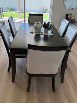 Dinning Table - 6 seats