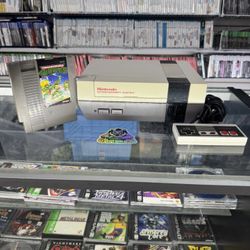 Nintendo Complete Bundle With Tmnt $100 Gamehogs 11am-7pm