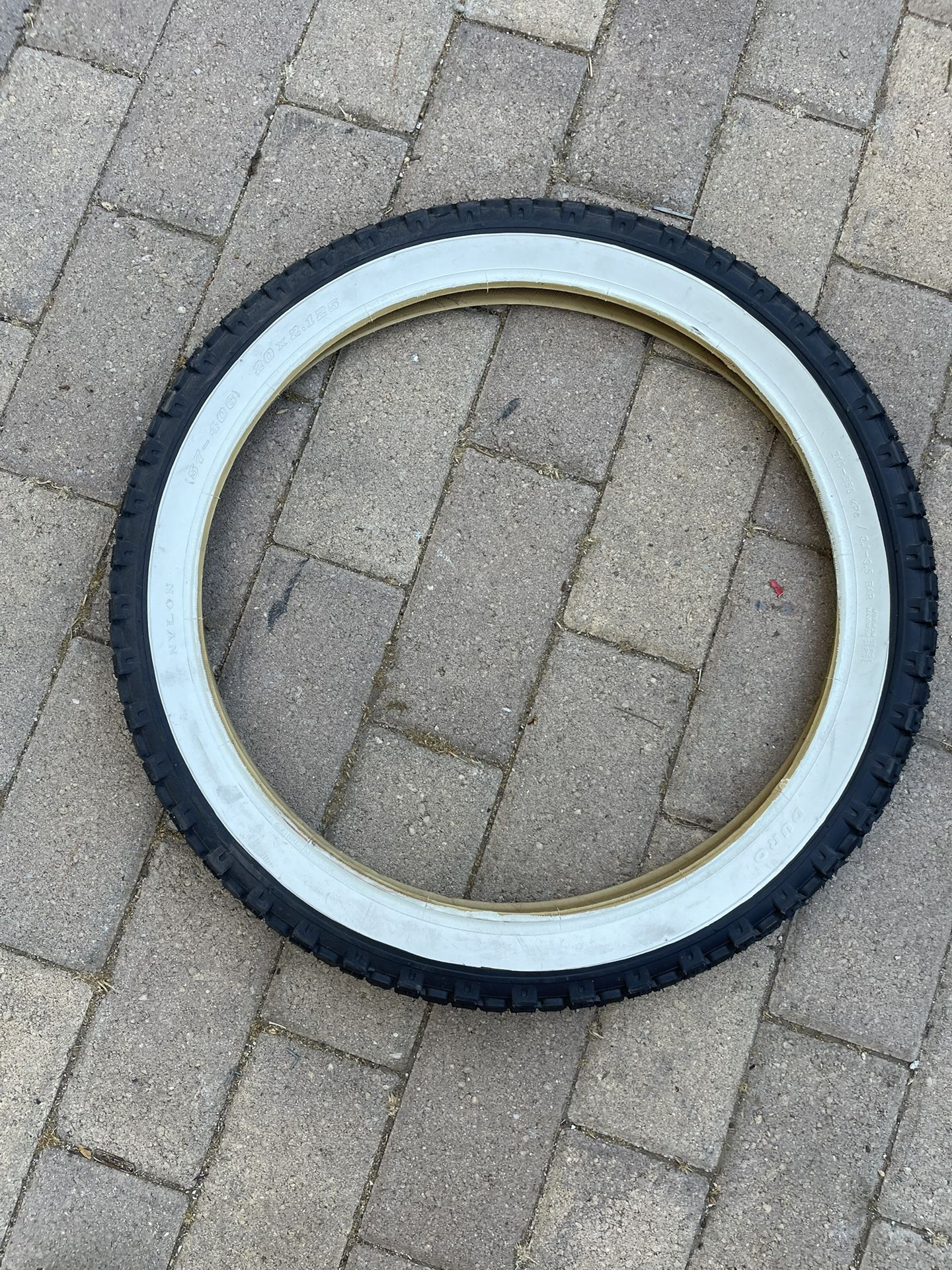 20 Inch Duro Knobby Tire