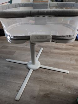 Halo Bassinet Swivel Sleeper