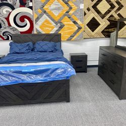 4pc Queen Size Bedroom Set $999