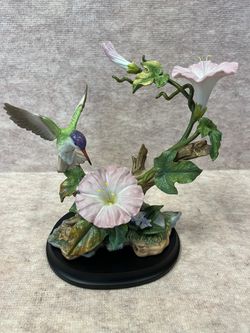 Porcelain Hummingbird With Morning Glory