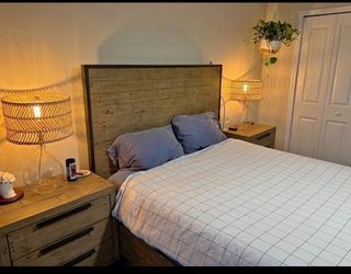 Queen bedroom set