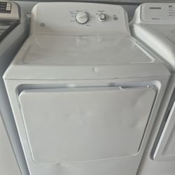 GOOD ELECTRIC DRYER 