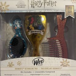 Harry Potter Hogwarts Detangling Comb Set (Brand New)
