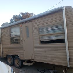 1988 Lynx Camper By Fleetwood