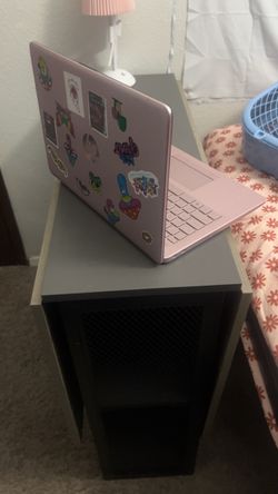 Table/desk pull out