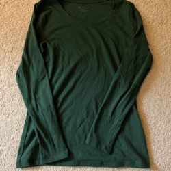 Women’s Size M Shirt
