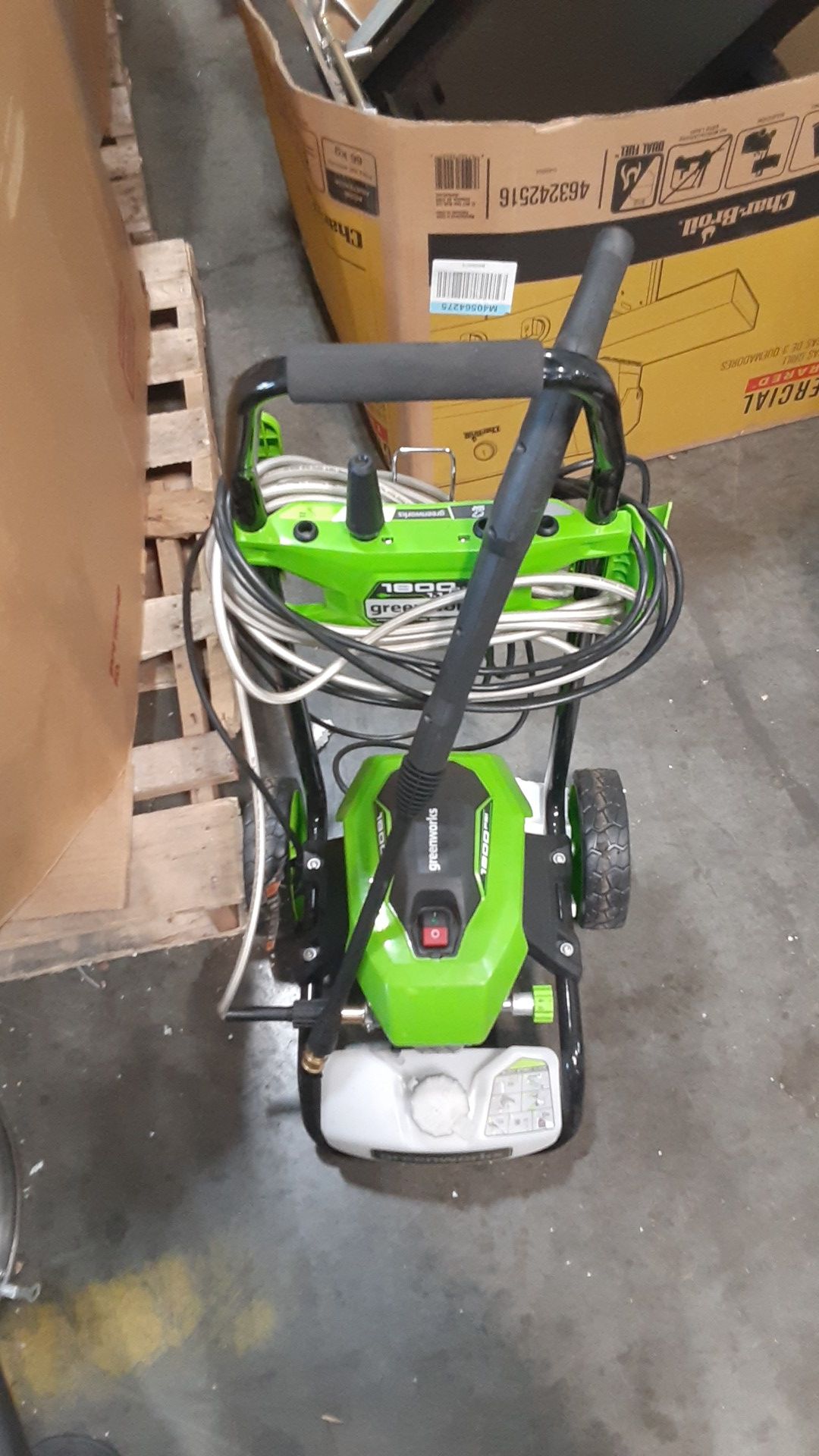 Greenworks 1800 psi power washer.