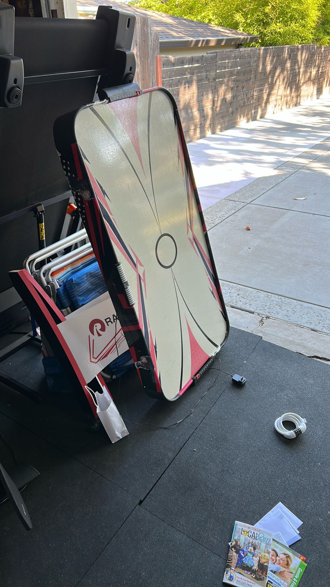 Free Air Hockey Table