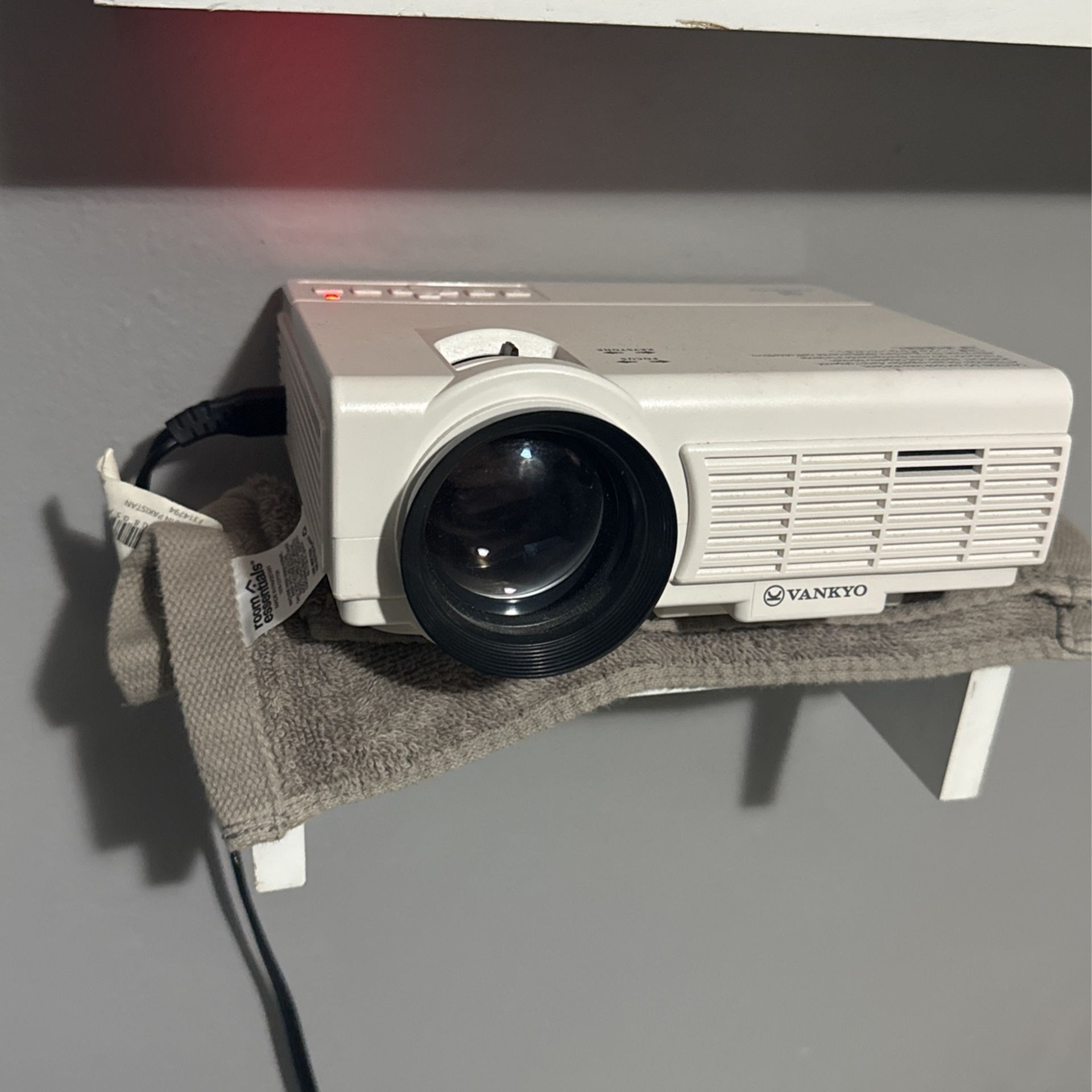 Vankyo Projector