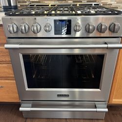 Frigidaire Professional Gas Stove ( Cooking Range )