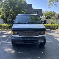 2004 Ford Econoline 350 Super Duty 