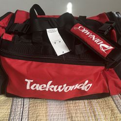 Taekwondo Bag With Taekwondo sparring gear set parts head guard chest guard arm guard leg groin guard foot guard 