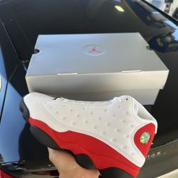 Jordan 13 Cherry Size 9