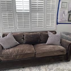 z gallery sofa set $150 very comfy feather cushions 