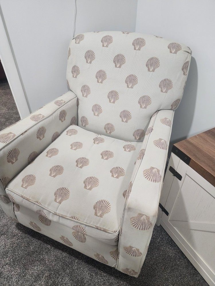 Shell Chair