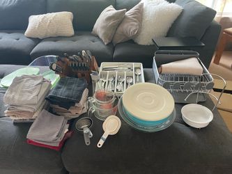 Kitchen dishes and utensil starter set