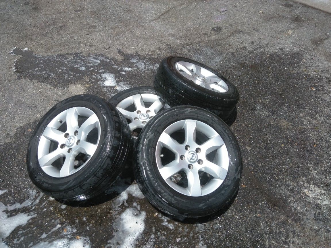 2008 Nissan Altima rims