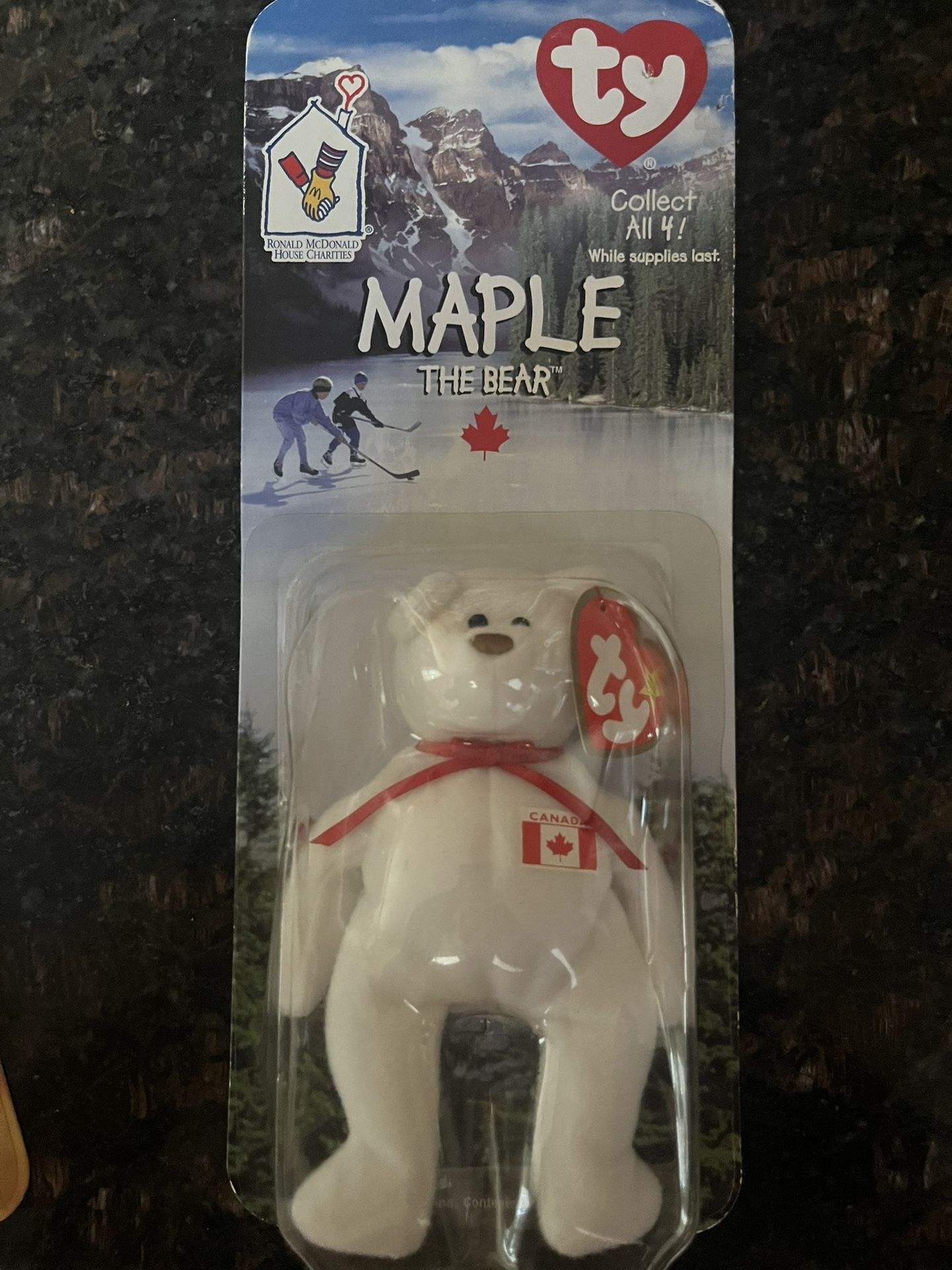 McDonald’s MAPLE THE BEAR Ty Beanie Baby Canada Edition