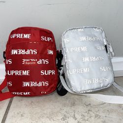 Supreme Duffle Bag for Sale in Queens, NY - OfferUp