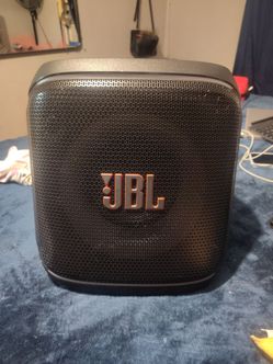 JBL party box
