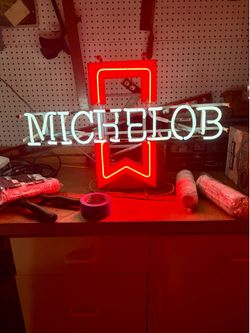 Michelob Neon Beer Sign