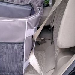 Dog/ Cat Pet Car seat With Pockets, A Harness/ Leash Clip And Seatbelt Goes Through / Memory foam Bed Inside