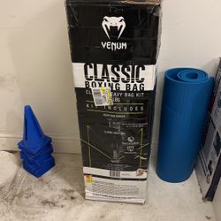 Classic Venom Boxing Bag
