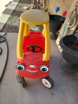 Toy car