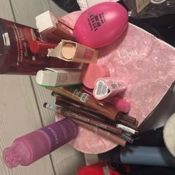 Cosmetic Seven Each