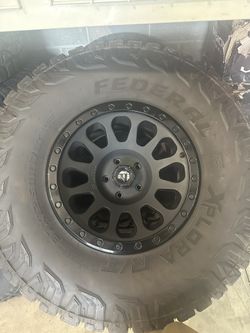 Full Set Of Fuel Rims And Tires Jeep