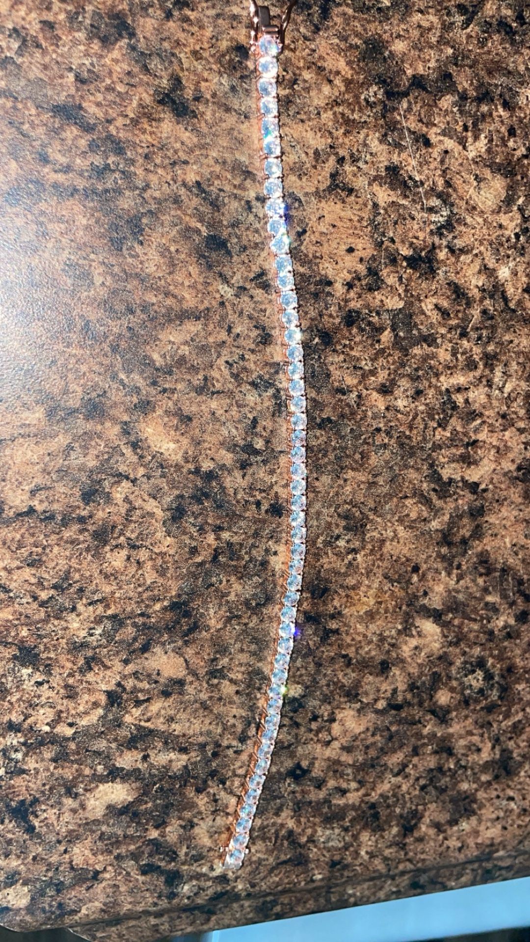 Rose gold moissanite